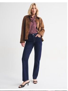 Abercrombie High Rise Straight Rinse 27